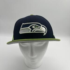 New Era 9Fifty Seattle Seahawks Adjustable Adult Small-Med NFL Football SnapBack